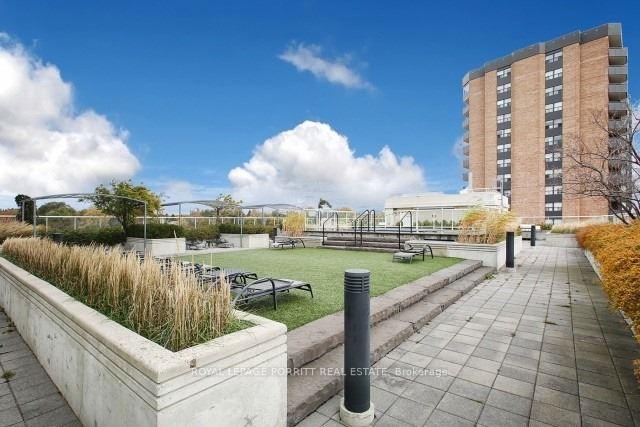 Photo 16 of Unit 1109, 3865 Lake Shore Boulevard W, Etobicoke, Long Branch — HOMEH