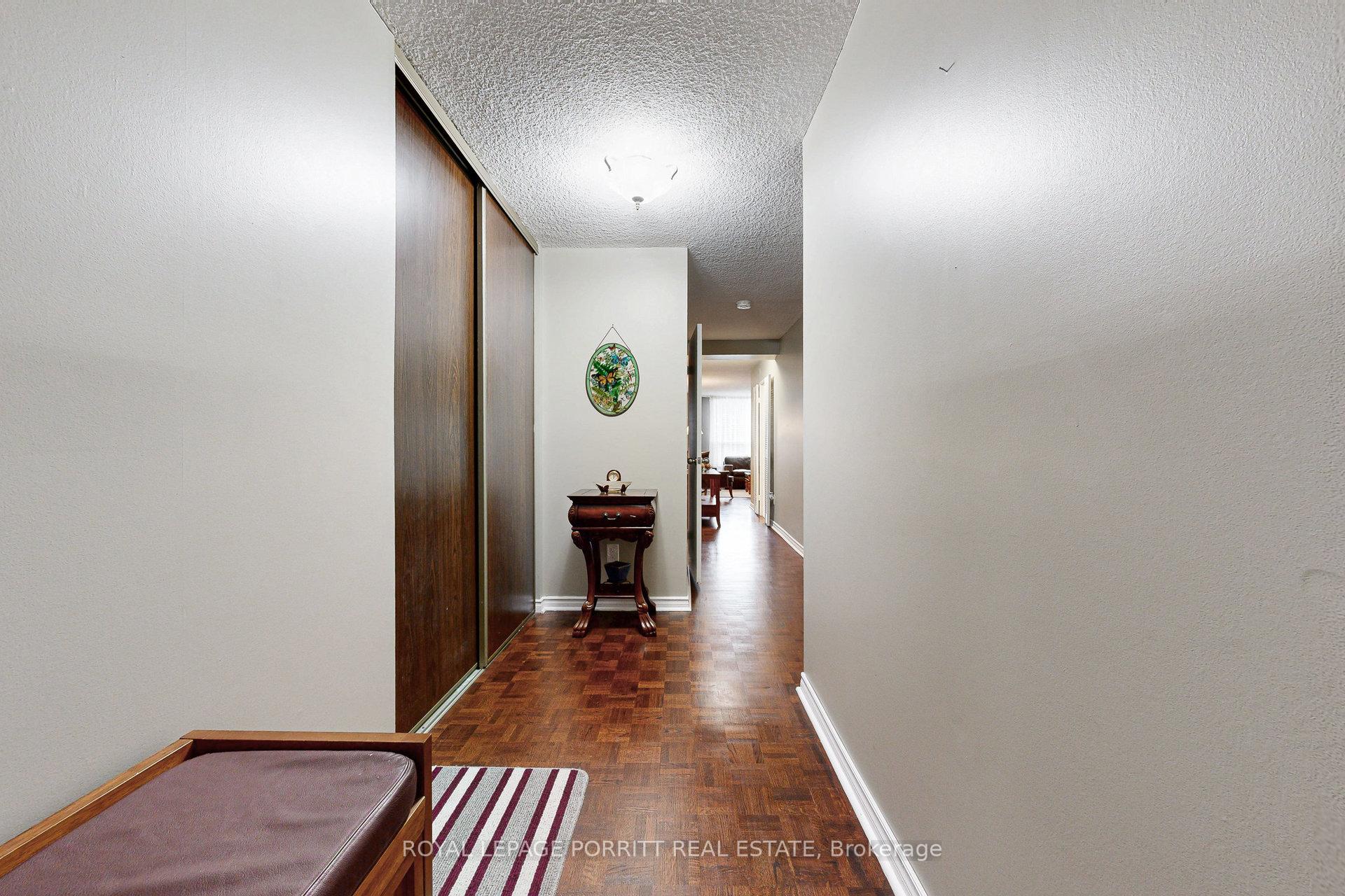 Photo 2 of Unit 201, 1535 Lakeshore Road E, Mississauga, Lakeview — HOMEH