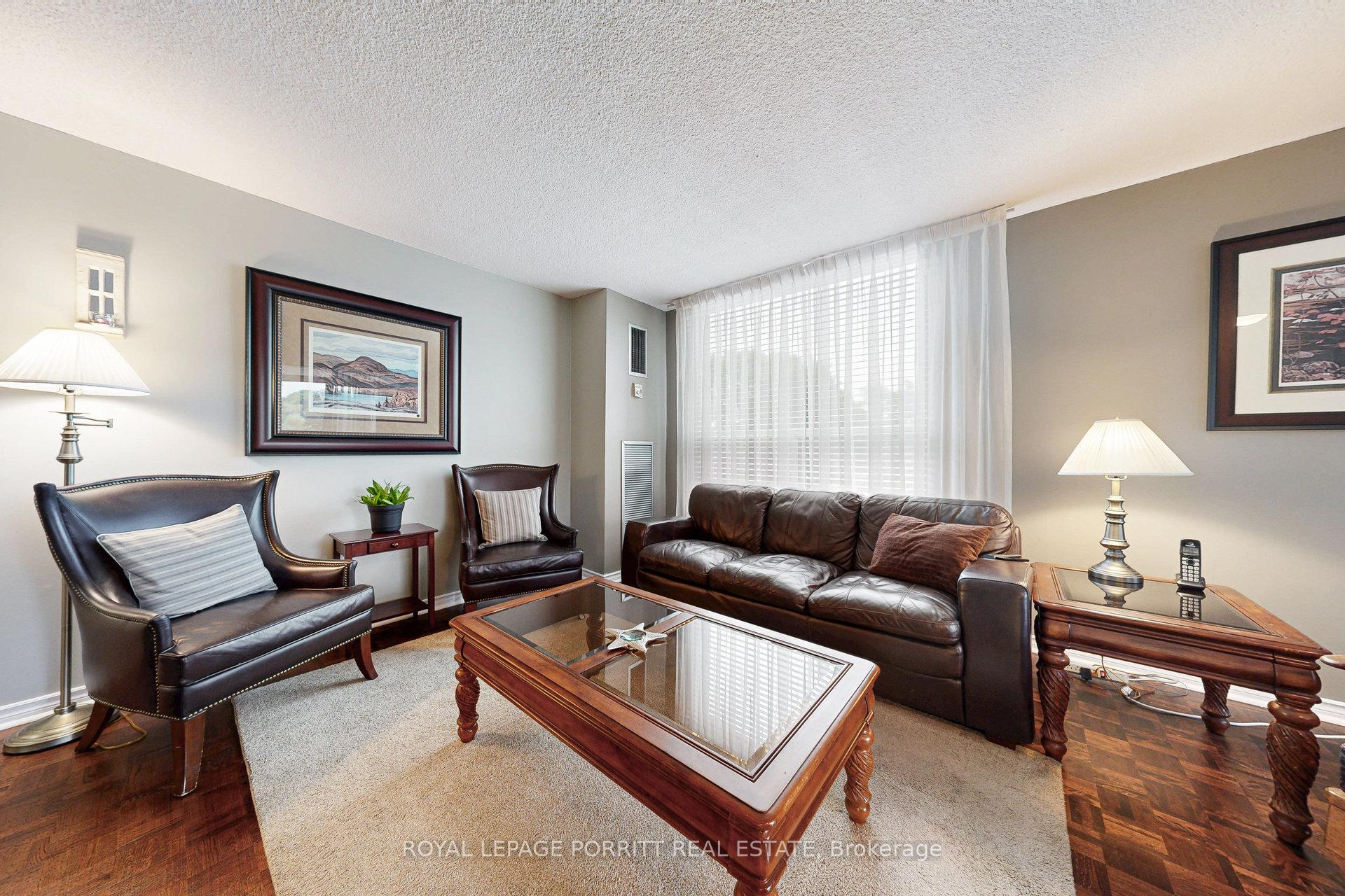 Photo 8 of Unit 201, 1535 Lakeshore Road E, Mississauga, Lakeview — HOMEH