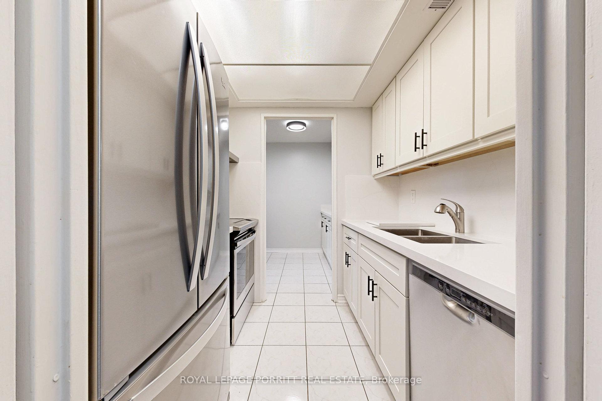 Photo 13 of Unit 201, 1535 Lakeshore Road E, Mississauga, Lakeview — HOMEH