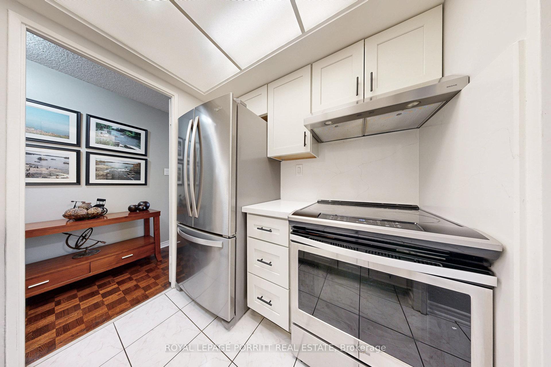 Photo 14 of Unit 201, 1535 Lakeshore Road E, Mississauga, Lakeview — HOMEH