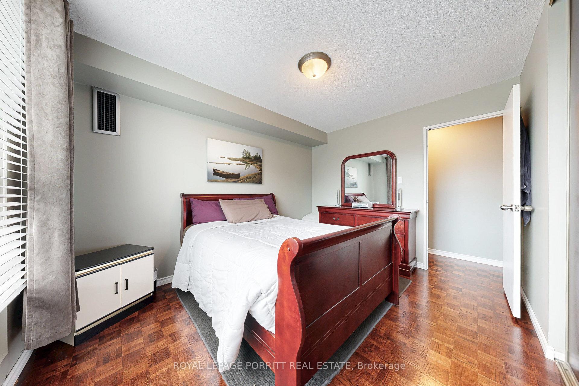 Photo 19 of Unit 201, 1535 Lakeshore Road E, Mississauga, Lakeview — HOMEH