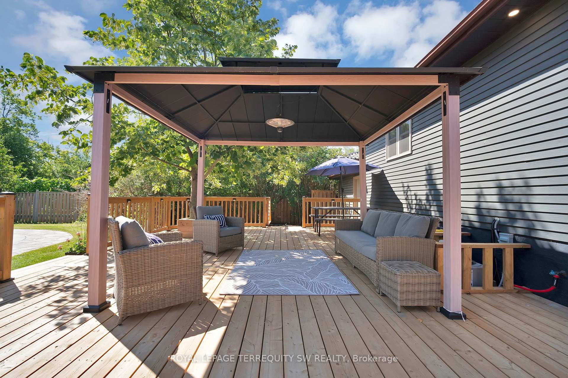 Photo 10 of 2249 Willard Avenue, Innisfil, Alcona — HOMEH