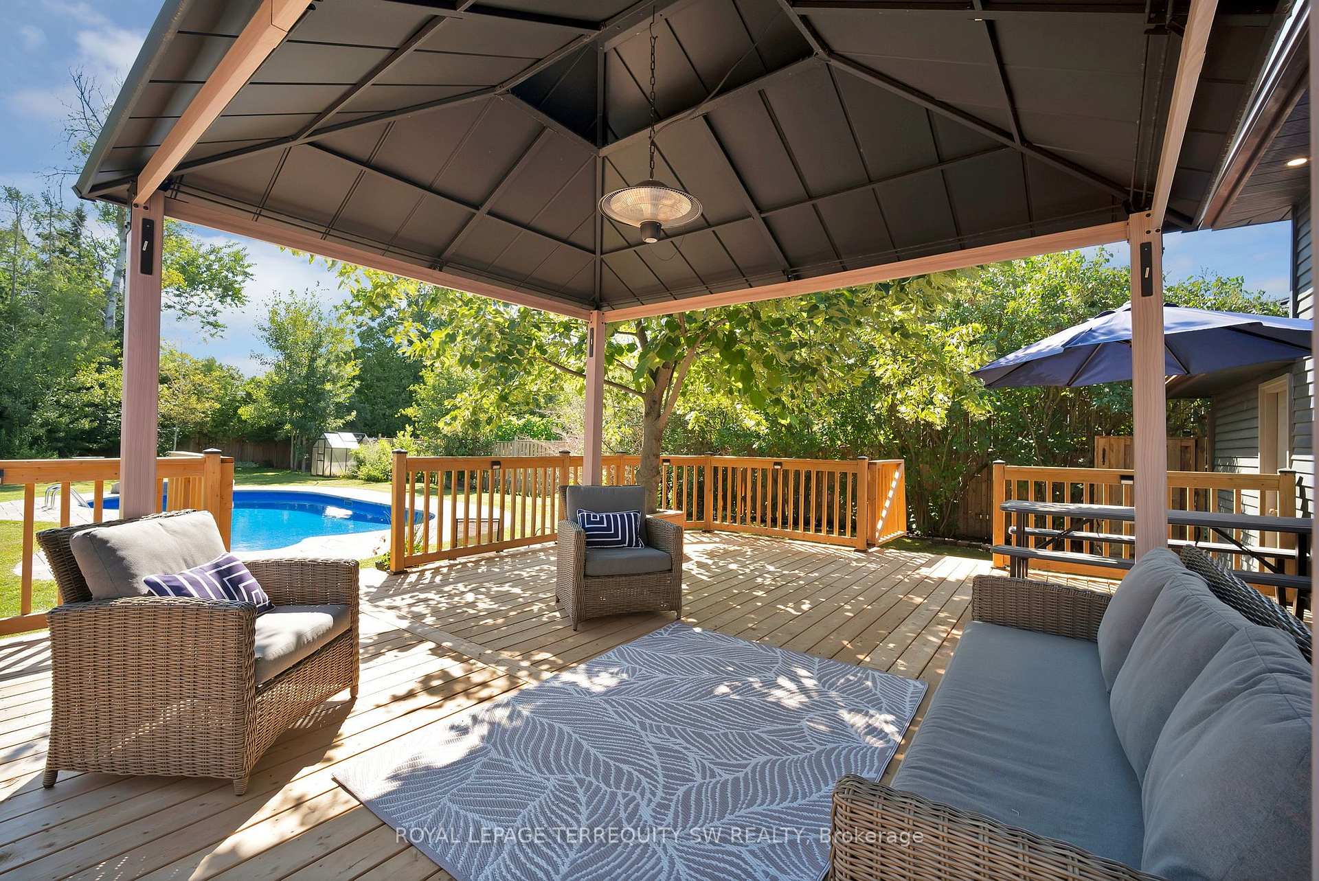 Photo 11 of 2249 Willard Avenue, Innisfil, Alcona — HOMEH