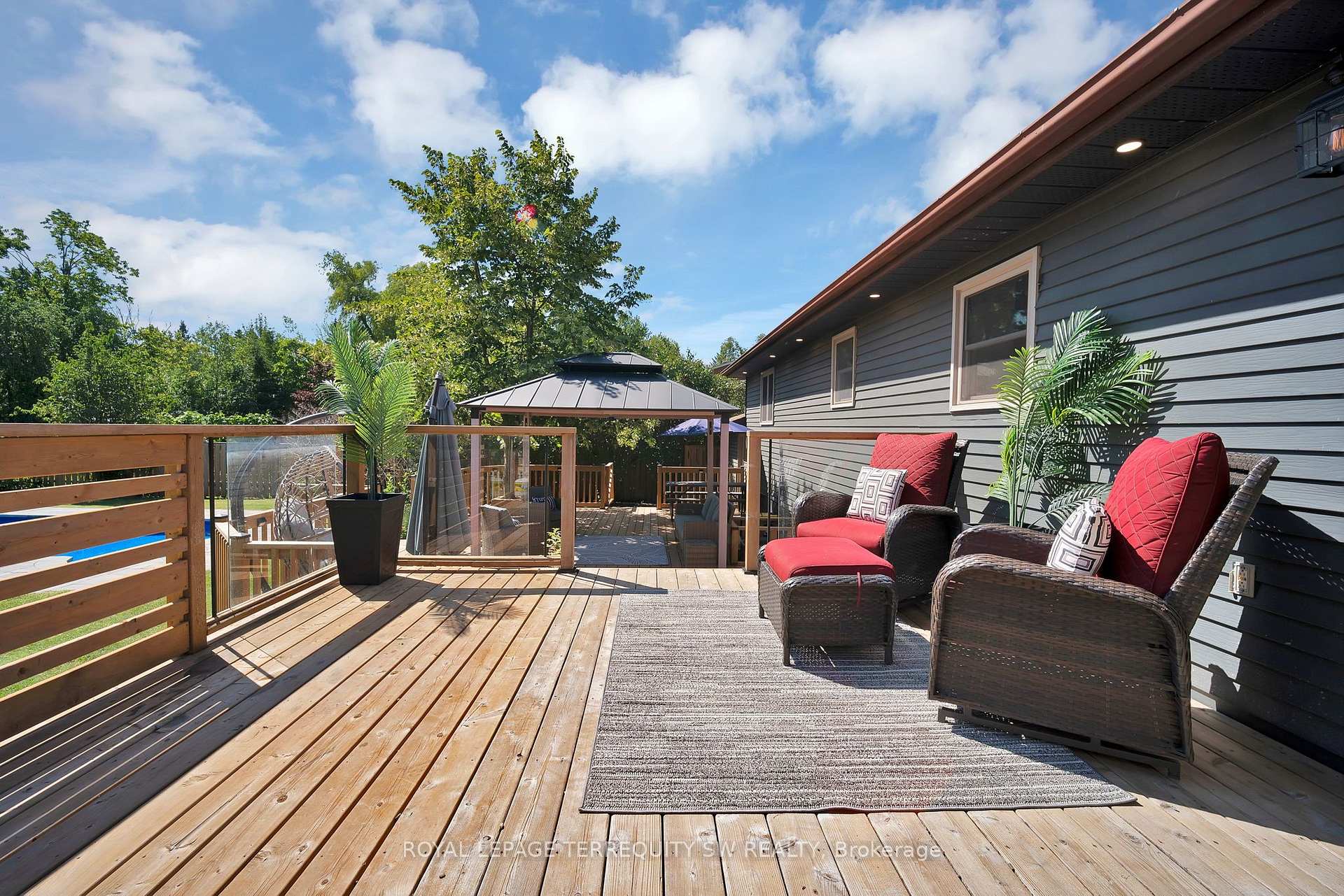 Photo 12 of 2249 Willard Avenue, Innisfil, Alcona — HOMEH