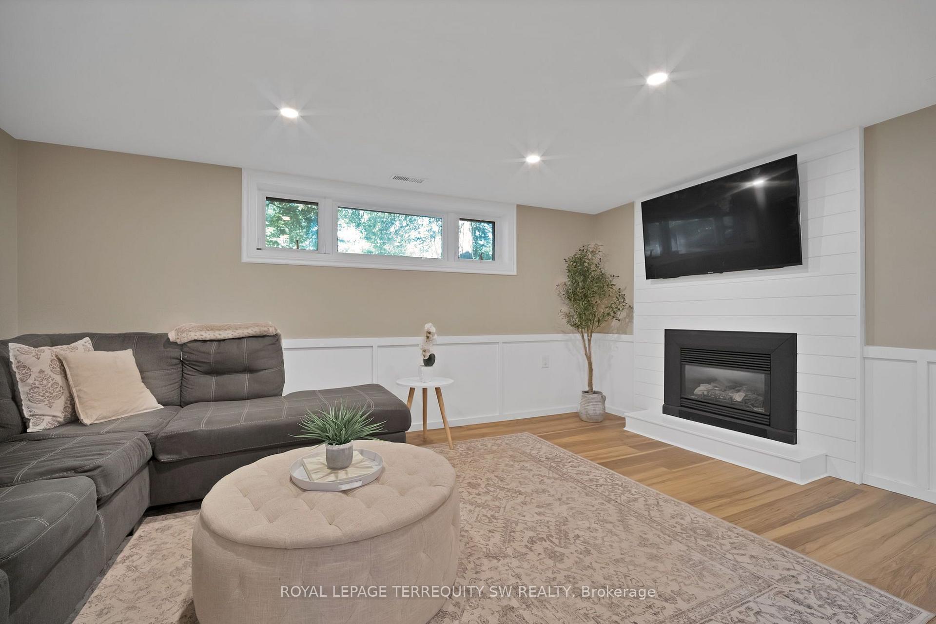 Photo 40 of 2249 Willard Avenue, Innisfil, Alcona — HOMEH