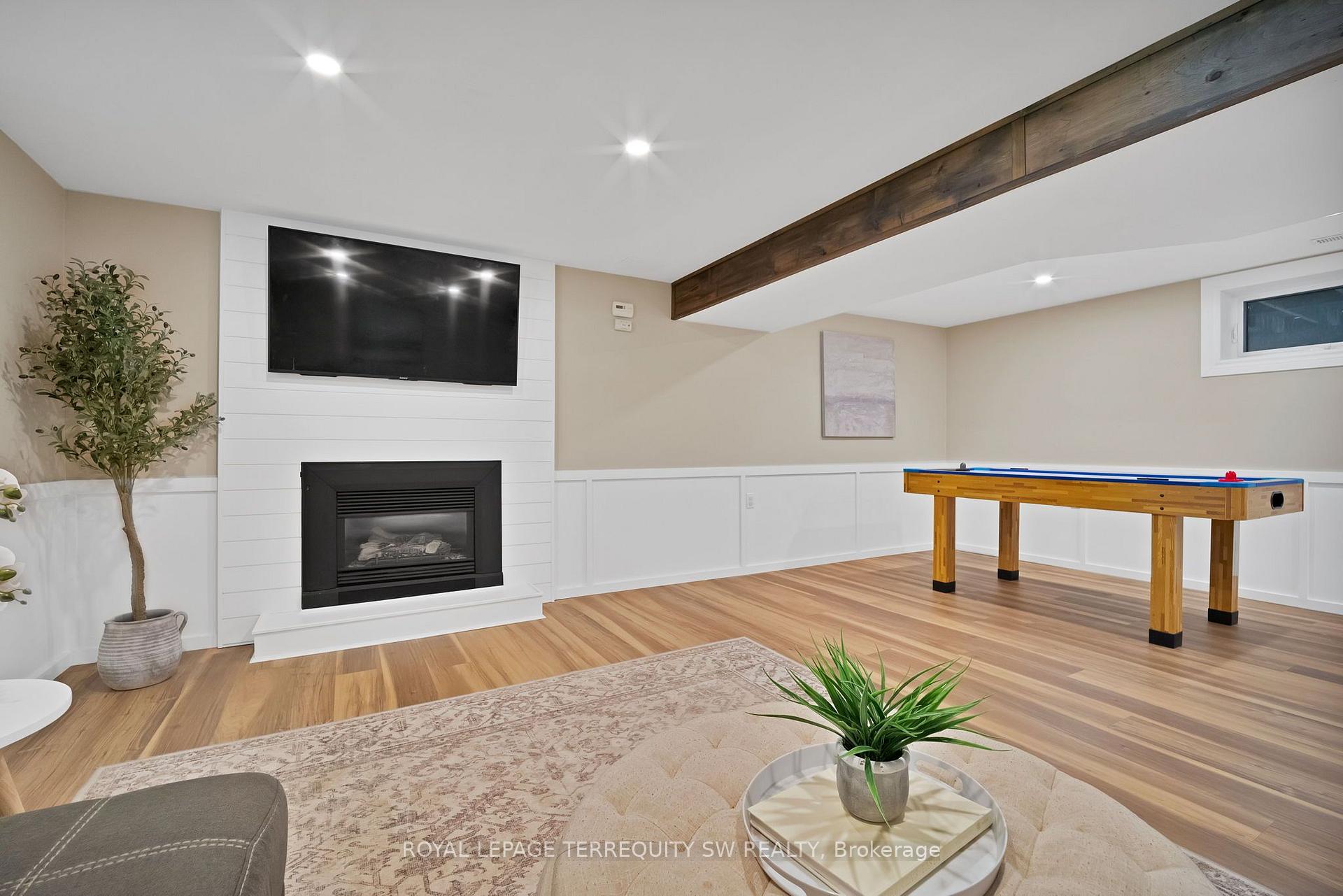 Photo 41 of 2249 Willard Avenue, Innisfil, Alcona — HOMEH