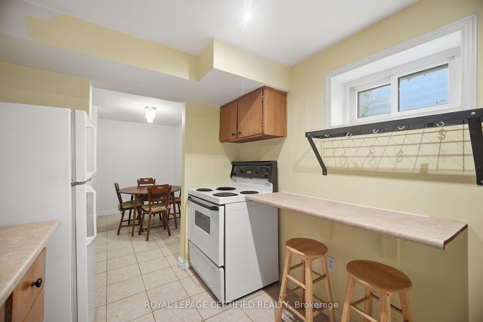 Photo 29 of 75 Cloverdale Drive, Brampton, Avondale — HOMEH