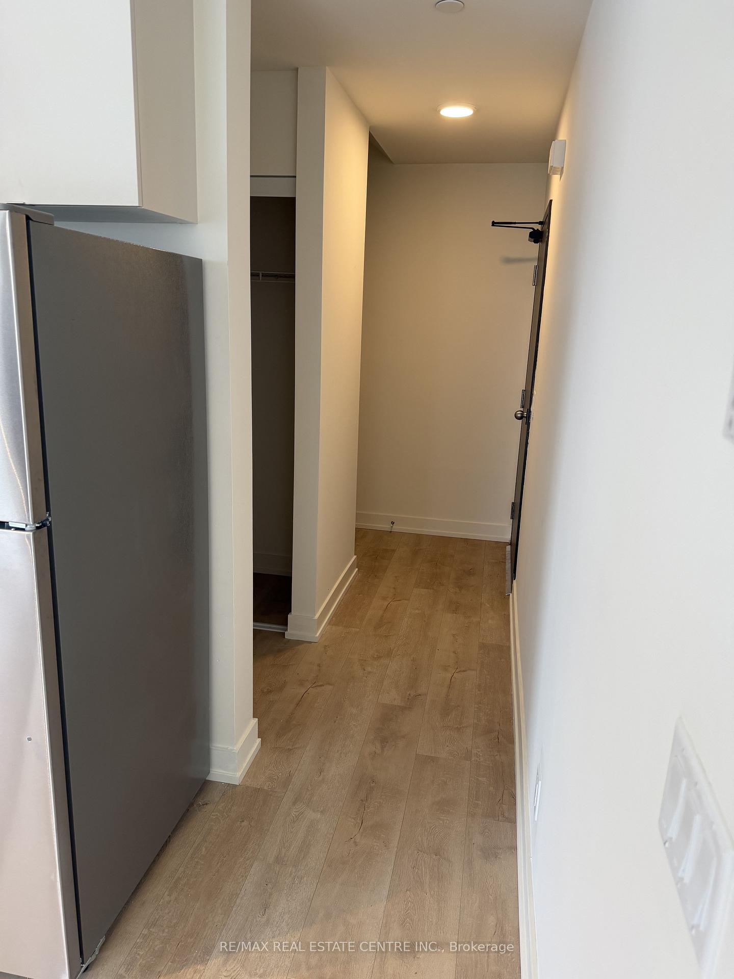 Photo 8 of Unit Suite 334 (302C), 16 Melbourne Avenue, St. Catharines, E. Chester — HOMEH