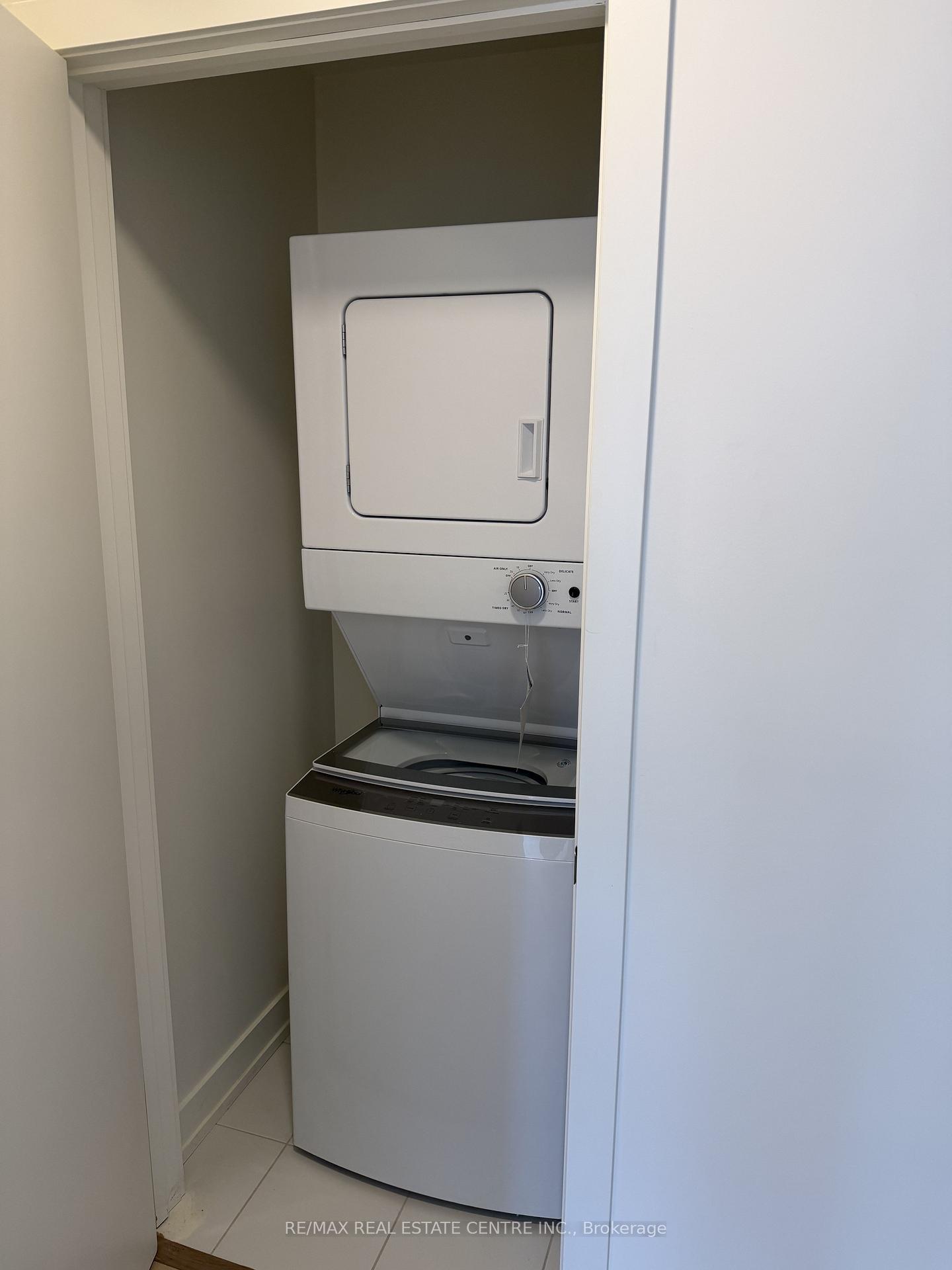 Photo 10 of Unit Suite 334 (302C), 16 Melbourne Avenue, St. Catharines, E. Chester — HOMEH