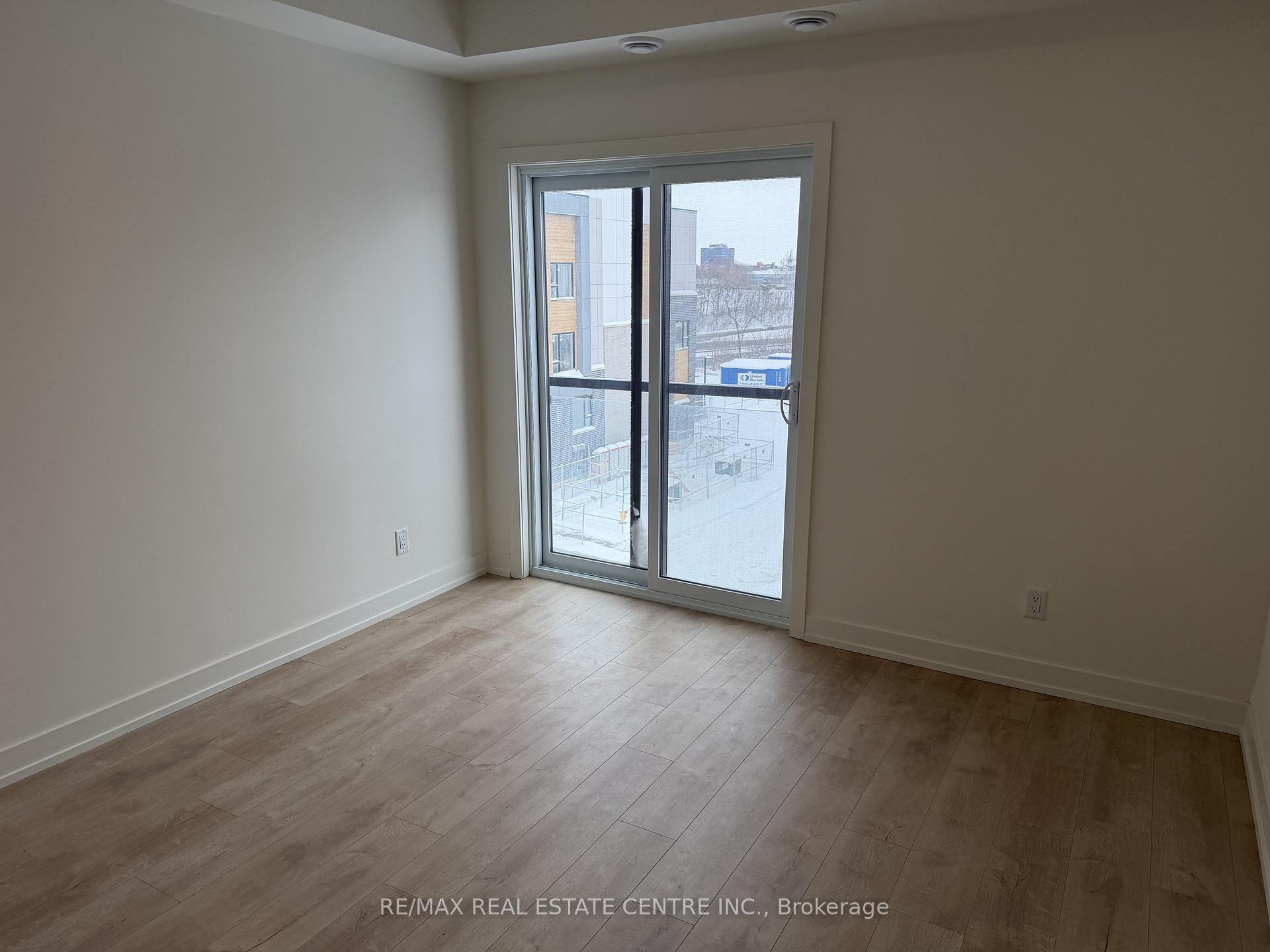Photo 13 of Unit Suite 334 (302C), 16 Melbourne Avenue, St. Catharines, E. Chester — HOMEH