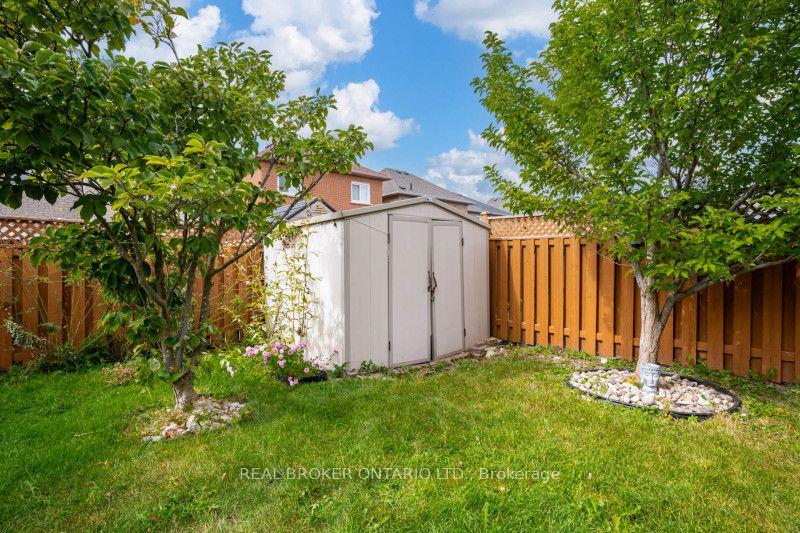 Photo 40 of 60 Whitefaulds Road, Vaughan, Maple — HOMEH