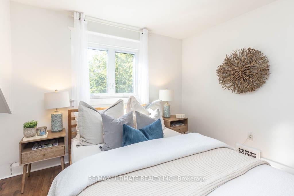 Photo 17 of 525 Craven Road, Toronto, Greenwood-Coxwell — HOMEH