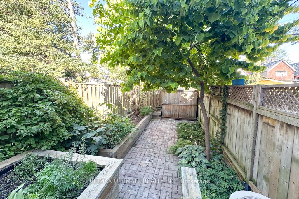 Photo 32 of 525 Craven Road, Toronto, Greenwood-Coxwell — HOMEH
