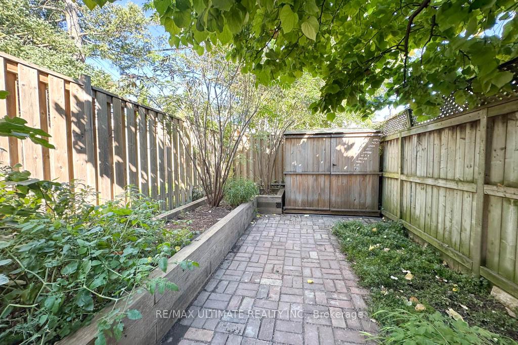 Photo 33 of 525 Craven Road, Toronto, Greenwood-Coxwell — HOMEH
