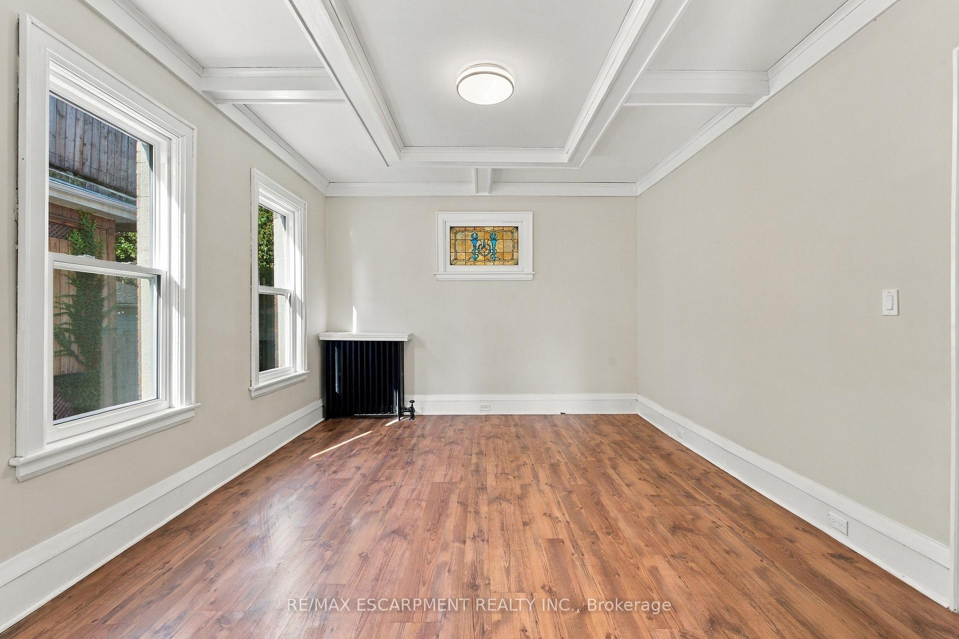 Photo 19 of 100 Balsam Avenue S, Hamilton, Stipley — HOMEH