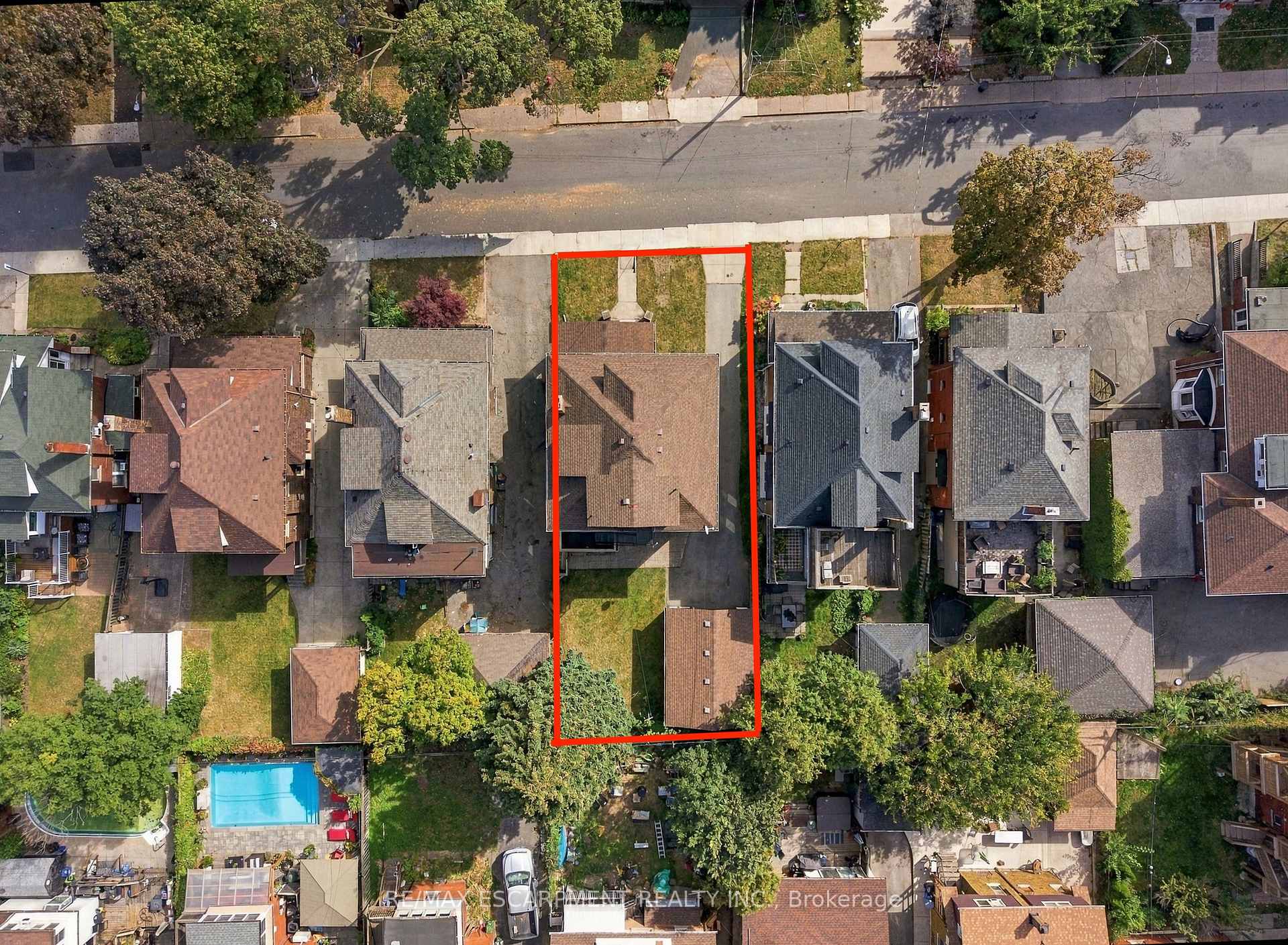 Photo 49 of 100 Balsam Avenue S, Hamilton, Stipley — HOMEH