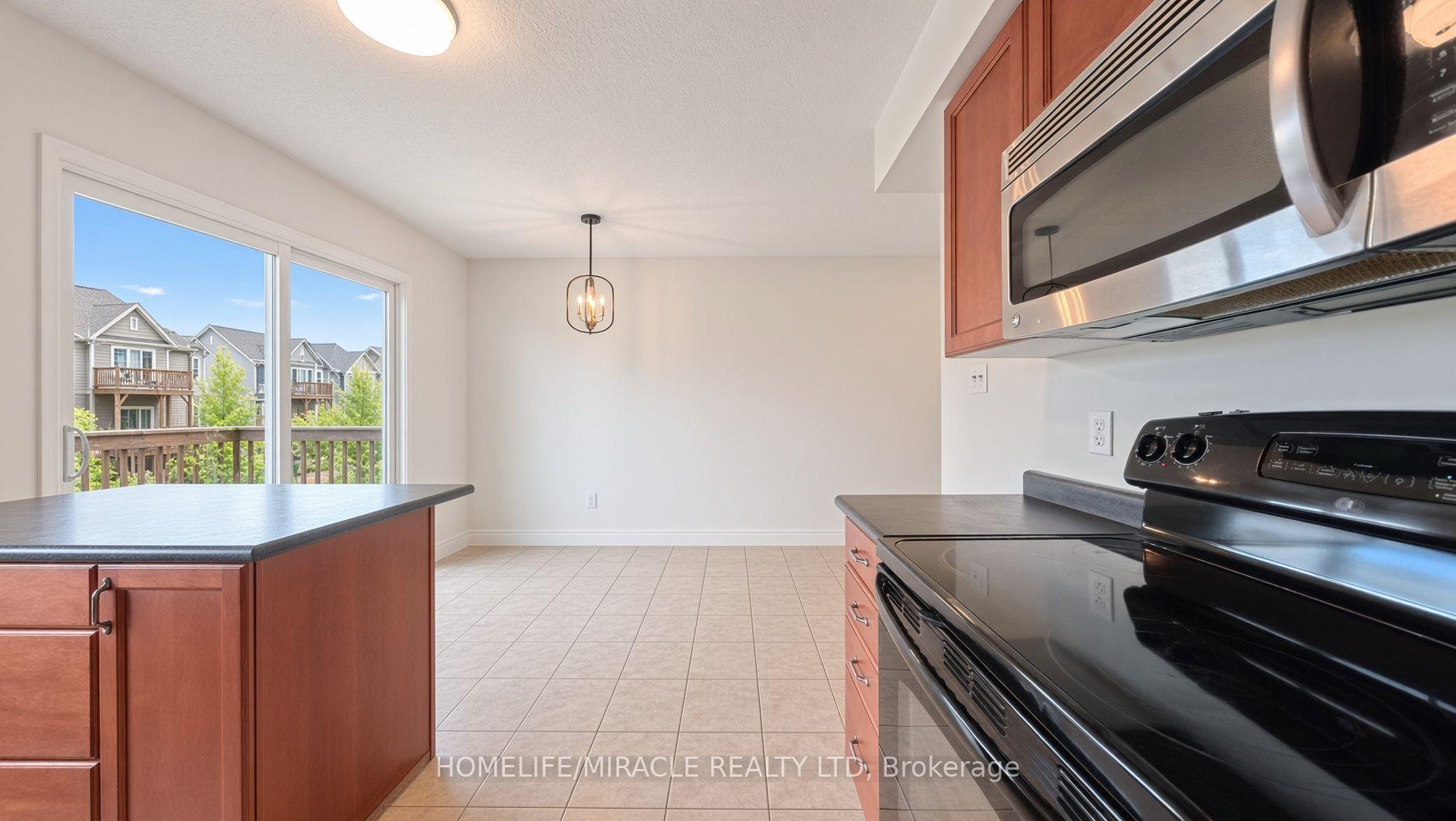 Photo 16 of 250 Parkvale Drive, Kitchener, Huron Park — HOMEH