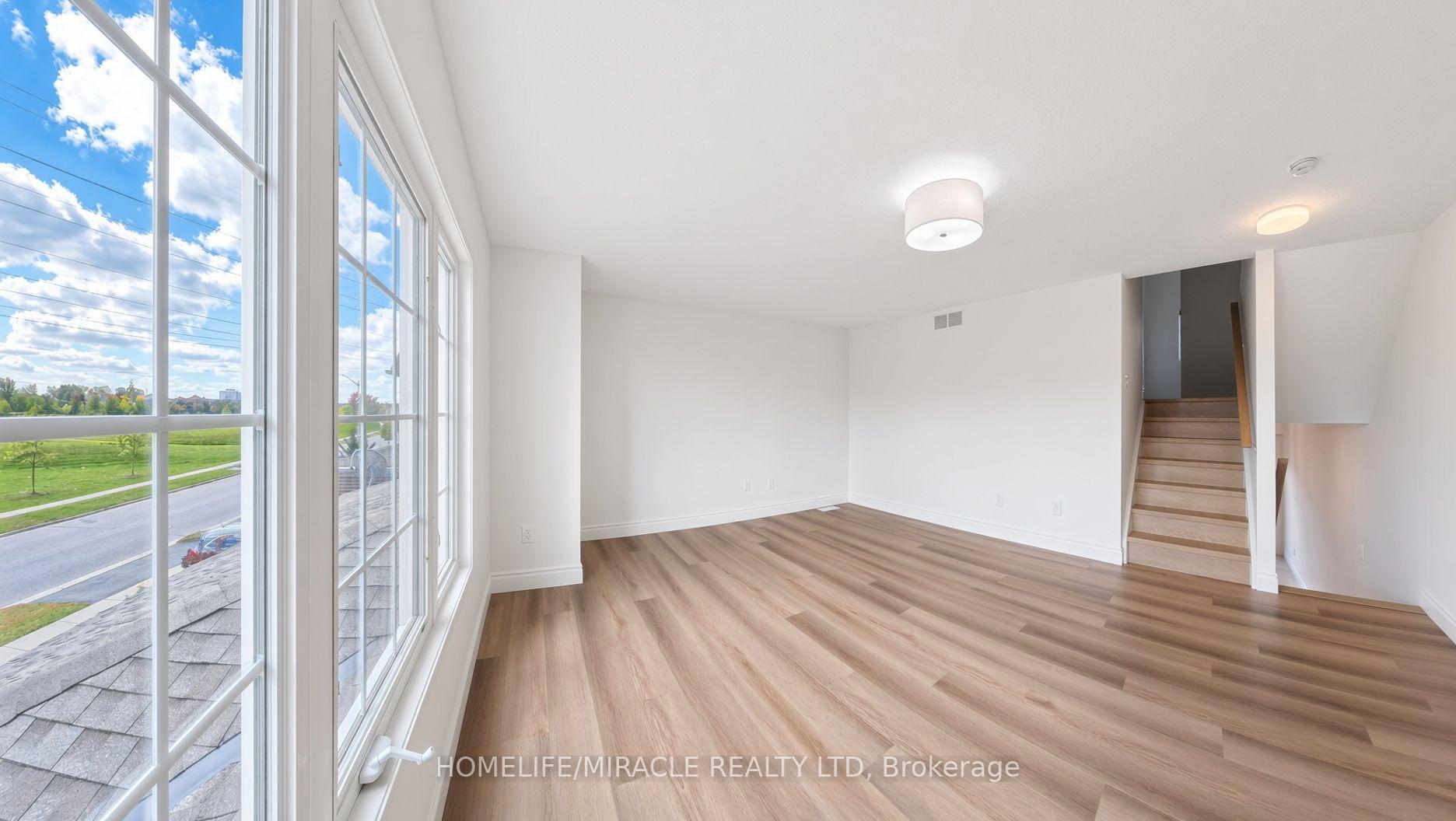 Photo 23 of 250 Parkvale Drive, Kitchener, Huron Park — HOMEH