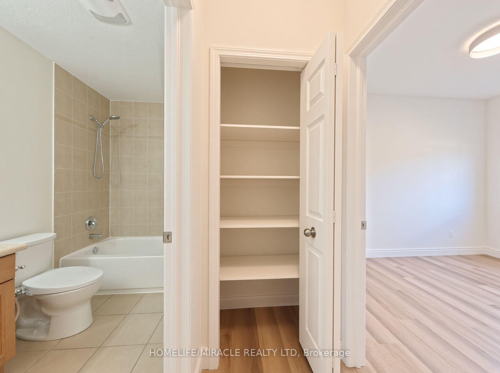 Photo 26 of 250 Parkvale Drive, Kitchener, Huron Park — HOMEH