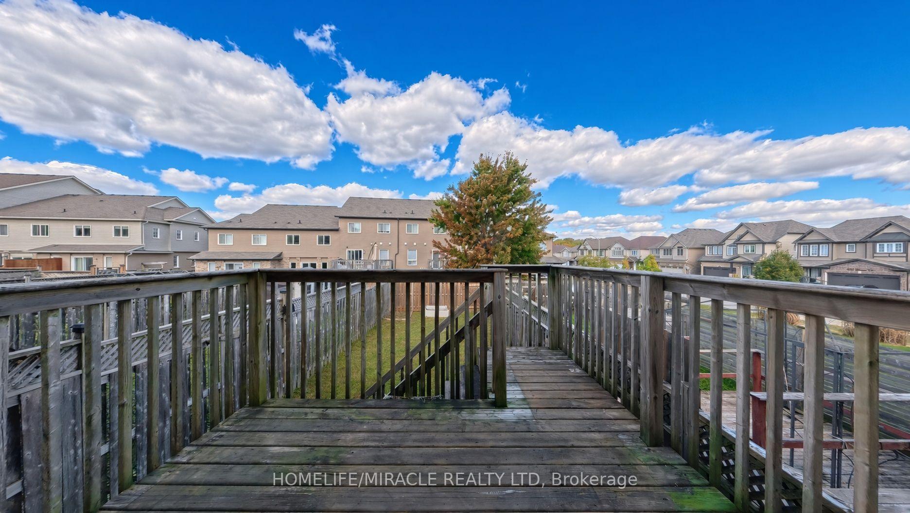 Photo 41 of 250 Parkvale Drive, Kitchener, Huron Park — HOMEH
