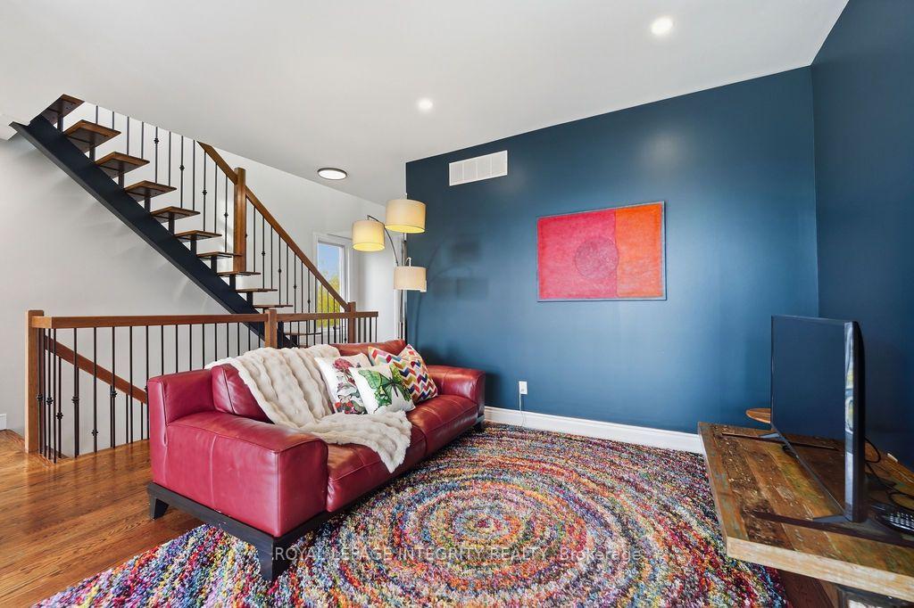 Photo 32 of 800 Petra Private, Ottawa, Kanata - Kanata Lakes/Heritage Hills — HOMEH