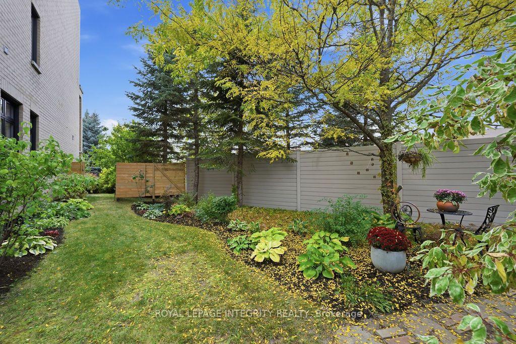 Photo 48 of 800 Petra Private, Ottawa, Kanata - Kanata Lakes/Heritage Hills — HOMEH