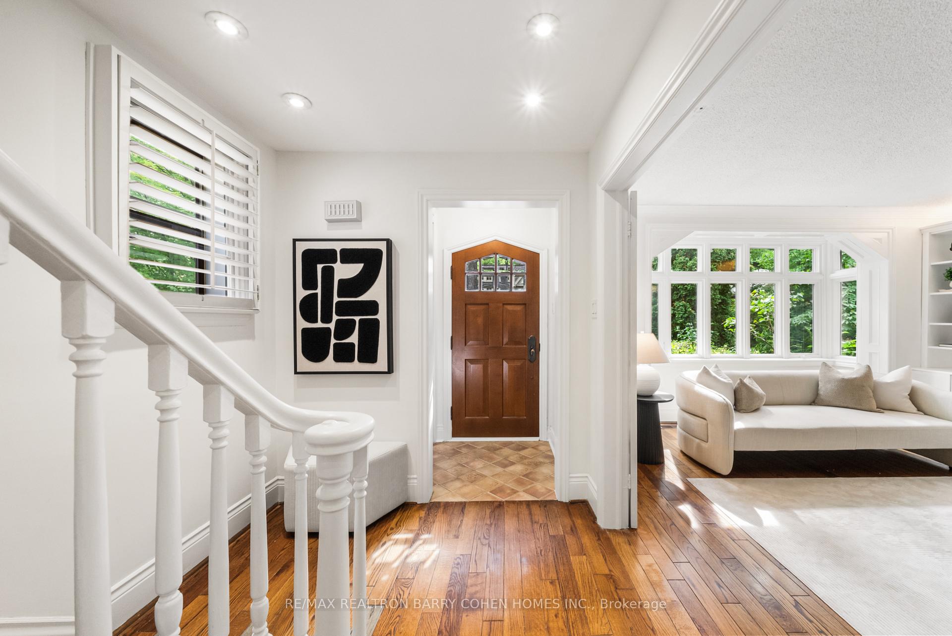 Photo 6 of 6 Nina Street, Toronto, Casa Loma — HOMEH