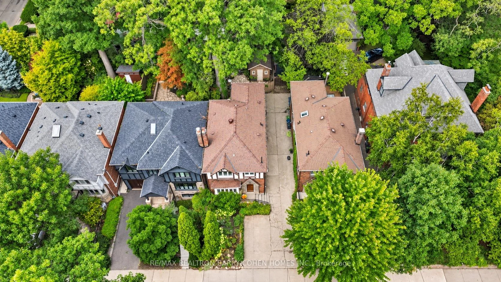 Photo 12 of 6 Nina Street, Toronto, Casa Loma — HOMEH