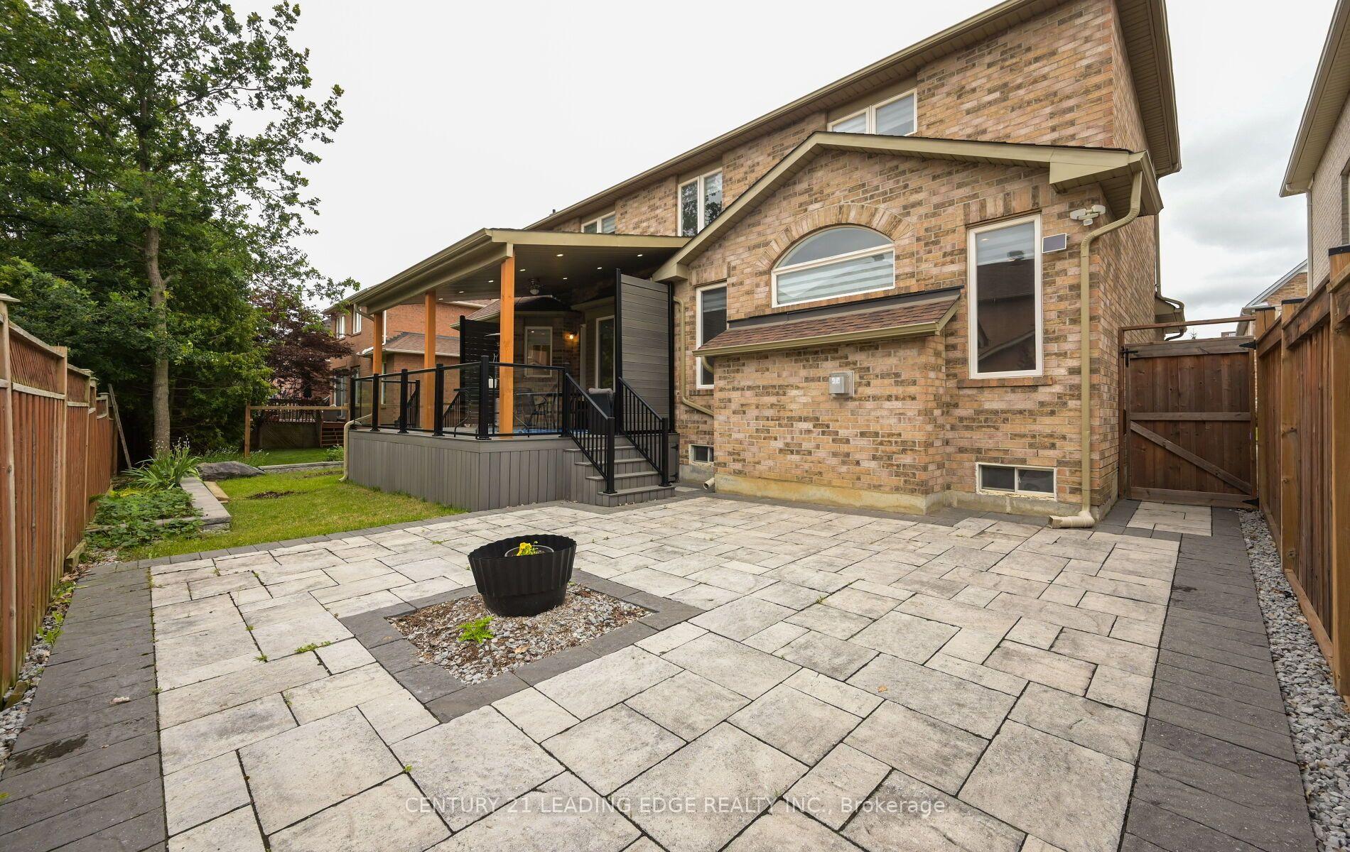 Photo 49 of 37 Drawbridge Drive, Markham, Berczy — HOMEH