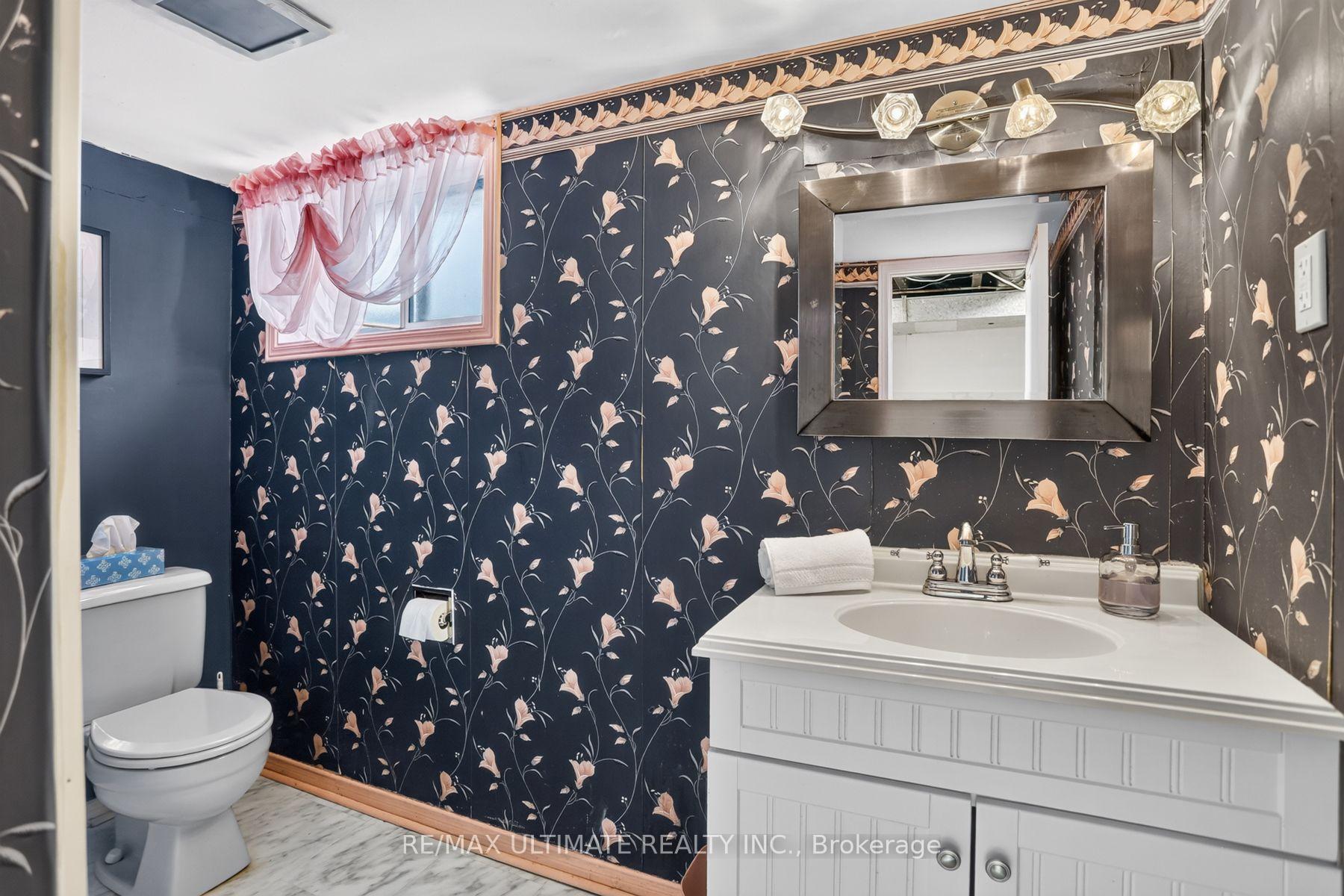 Photo 29 of 12 Eldon Avenue, Toronto, Crescent Town — HOMEH