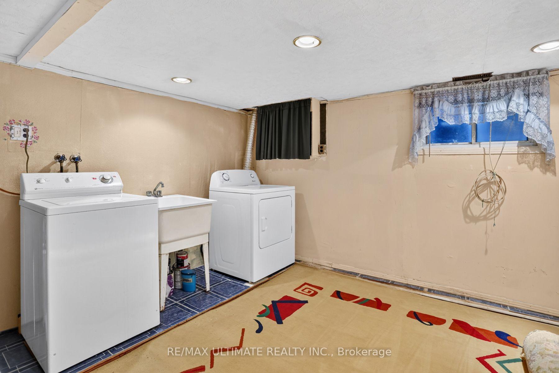 Photo 33 of 12 Eldon Avenue, Toronto, Crescent Town — HOMEH