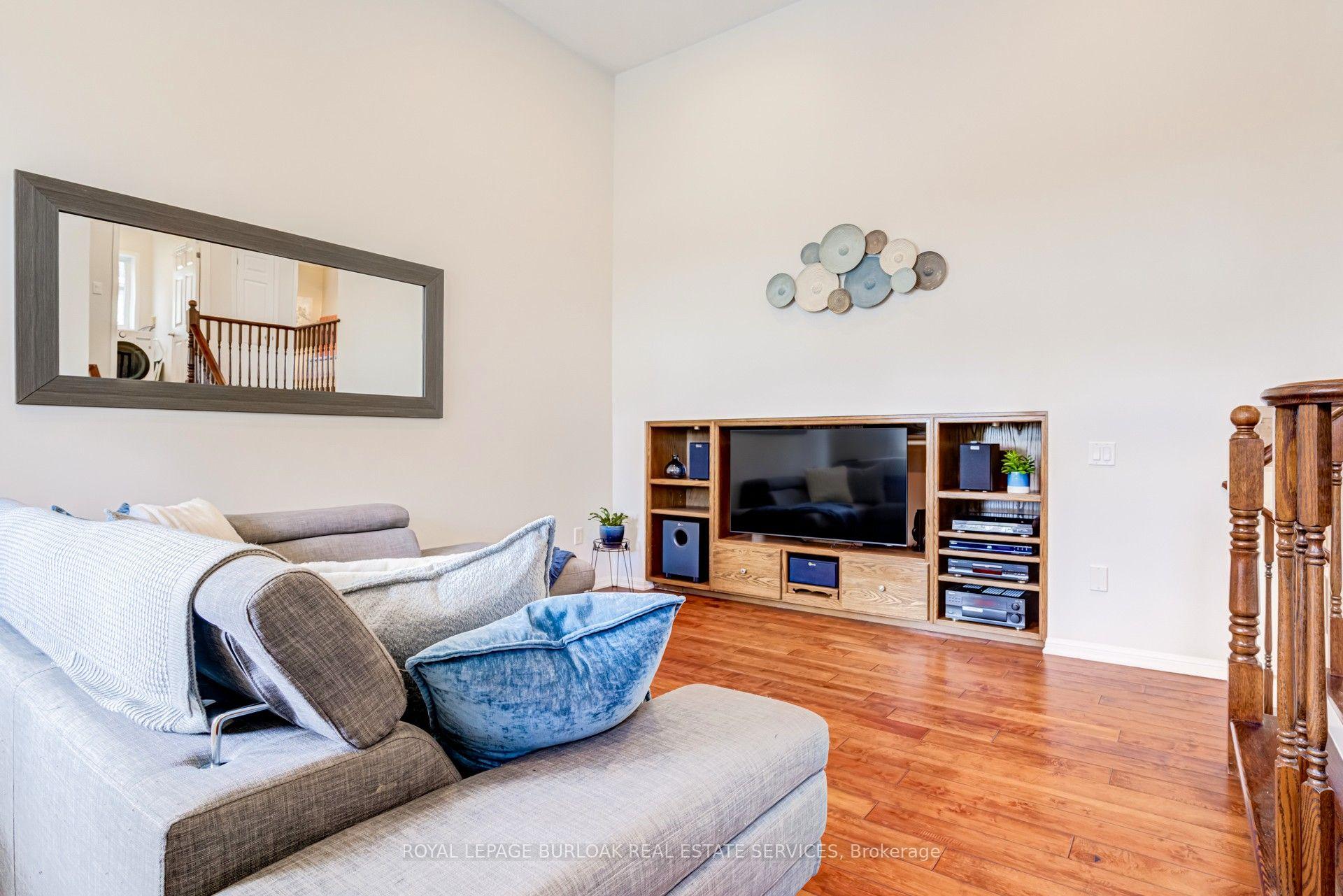 Photo 15 of 3244 Steeplechase Drive, Burlington, Alton — HOMEH