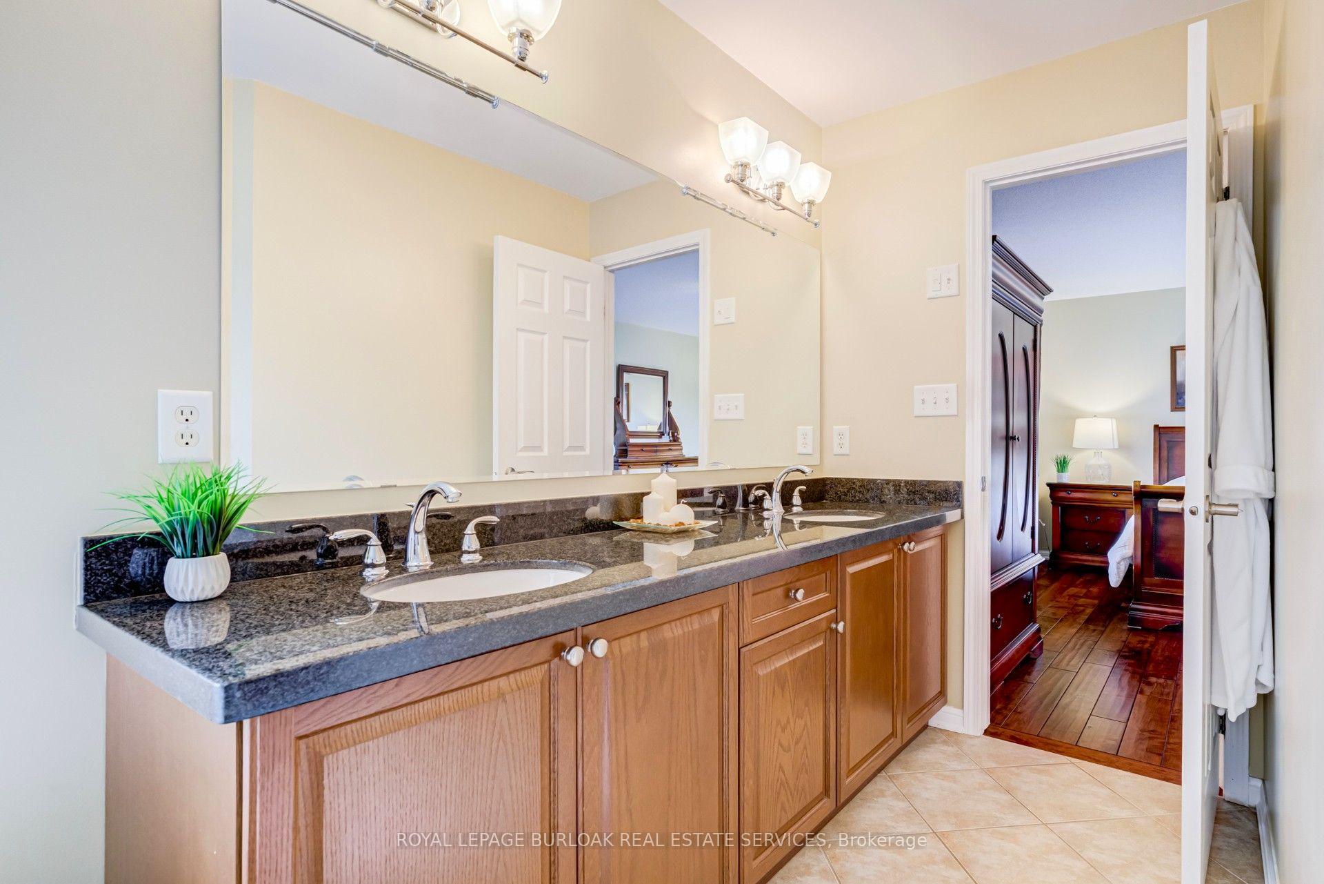 Photo 21 of 3244 Steeplechase Drive, Burlington, Alton — HOMEH