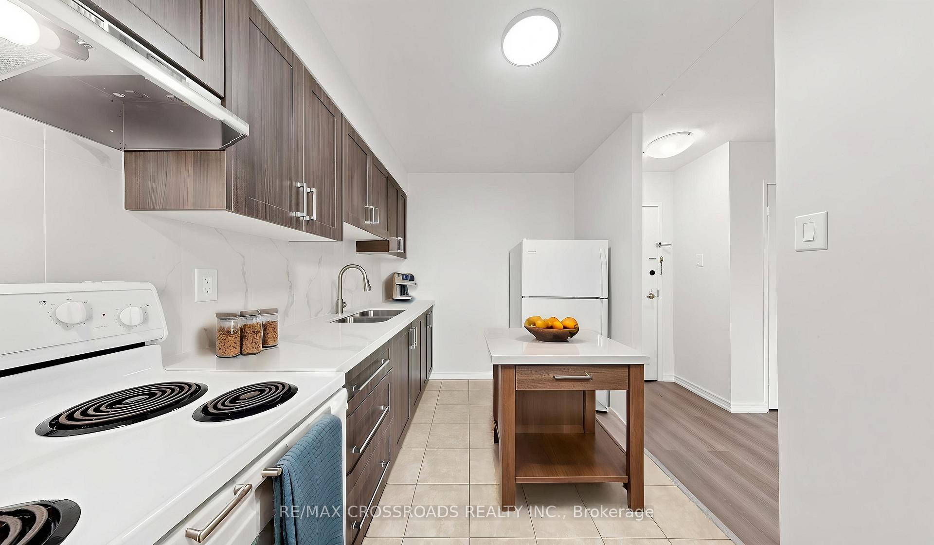 Photo 11 of Unit 817, 100 Dundalk Drive, Scarborough, Dorset Park — HOMEH