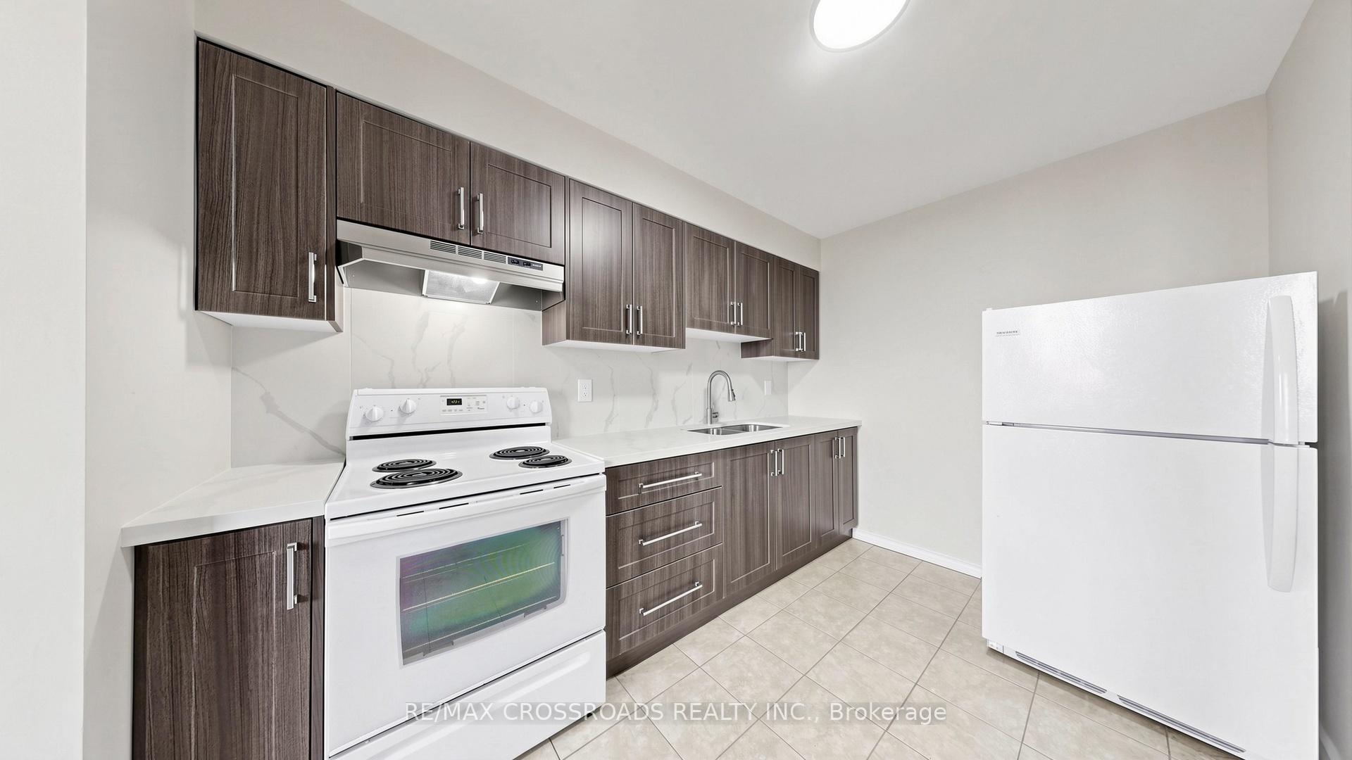 Photo 32 of Unit 817, 100 Dundalk Drive, Scarborough, Dorset Park — HOMEH