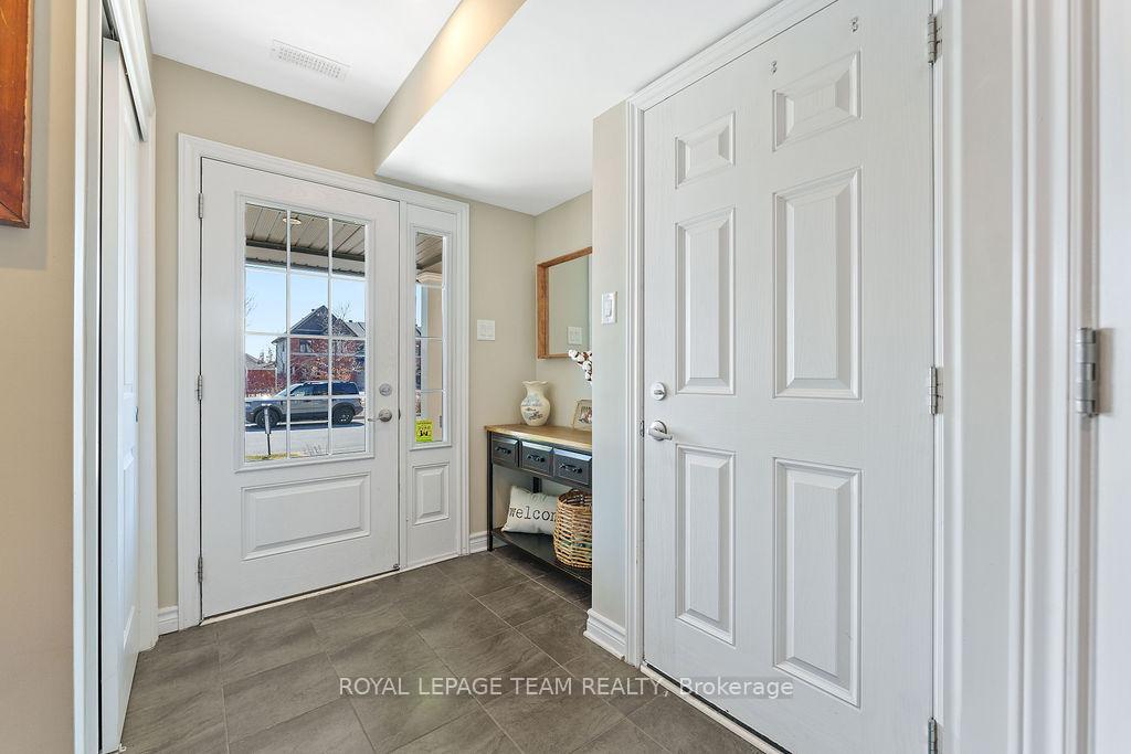 Photo 3 of 534 Tungsten Terrace, Ottawa, Avalon West — HOMEH