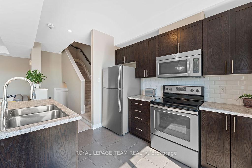 Photo 13 of 534 Tungsten Terrace, Ottawa, Avalon West — HOMEH