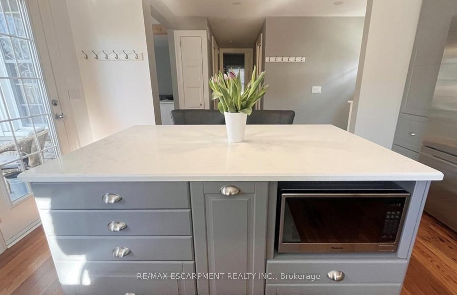 Photo 3 of Unit MAIN, 32 Rodman Street, St. Catharines, Downtown — HOMEH