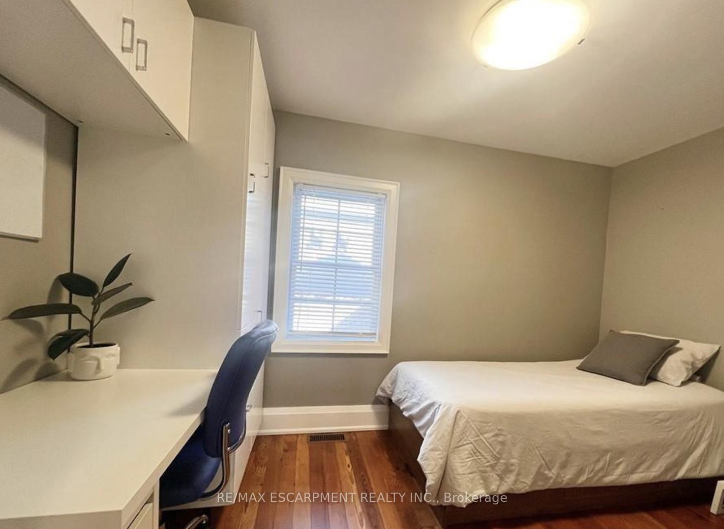 Photo 6 of Unit MAIN, 32 Rodman Street, St. Catharines, Downtown — HOMEH