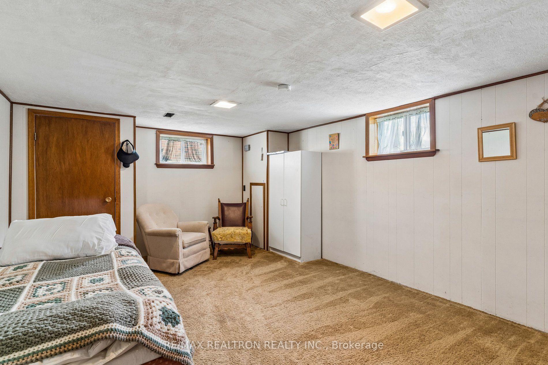 Photo 29 of 20 Edithvale Drive, North York, Willowdale West — HOMEH