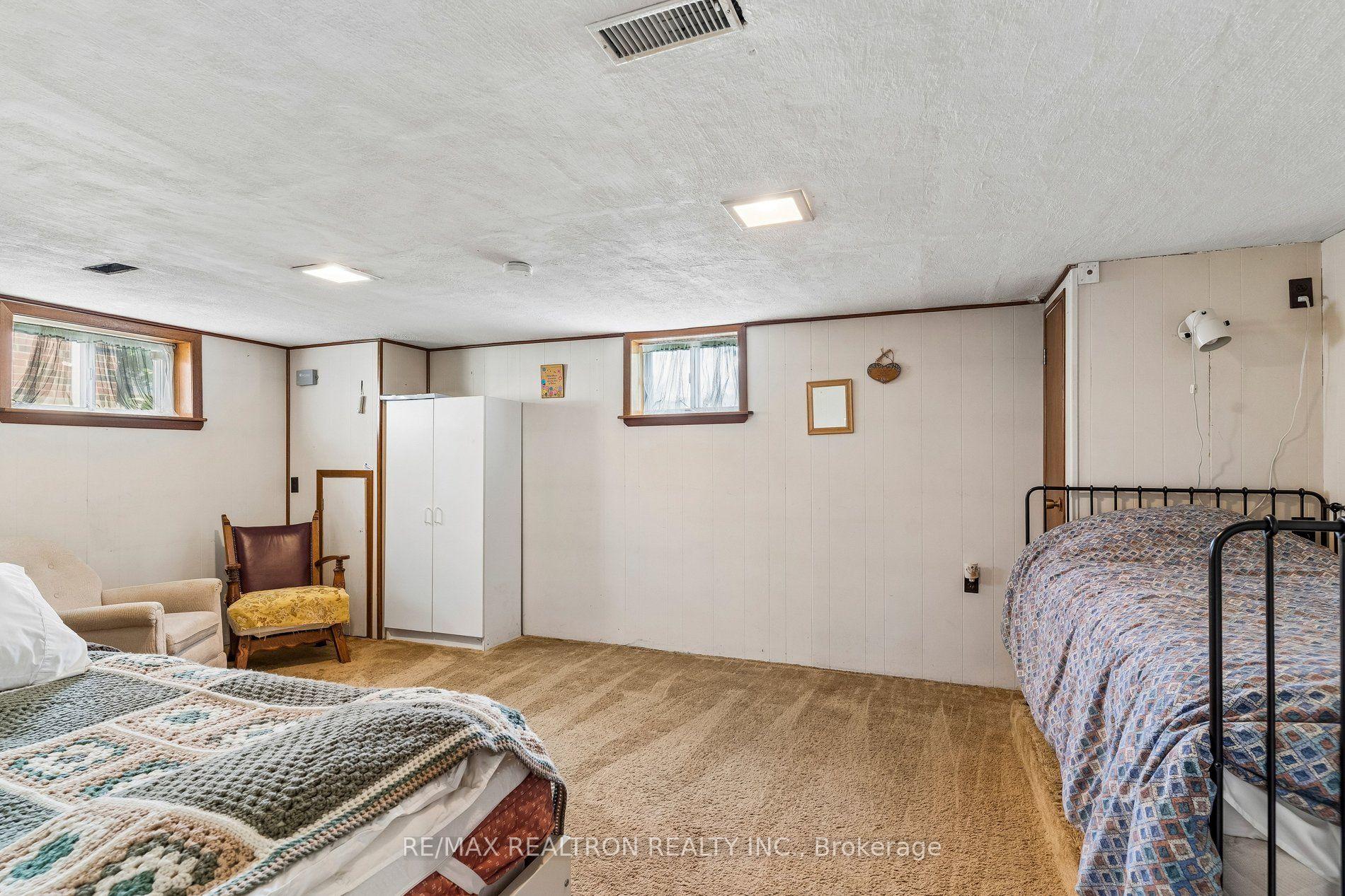 Photo 30 of 20 Edithvale Drive, North York, Willowdale West — HOMEH