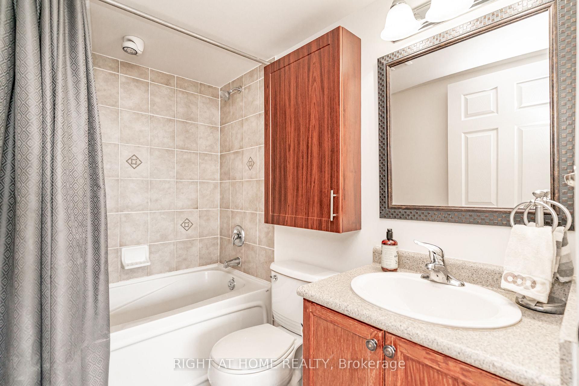 Photo 29 of Unit 1010, 23 Oneida Crescent, Richmond Hill, Langstaff — HOMEH