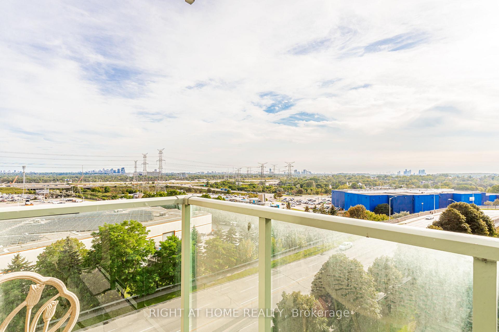 Photo 31 of Unit 1010, 23 Oneida Crescent, Richmond Hill, Langstaff — HOMEH