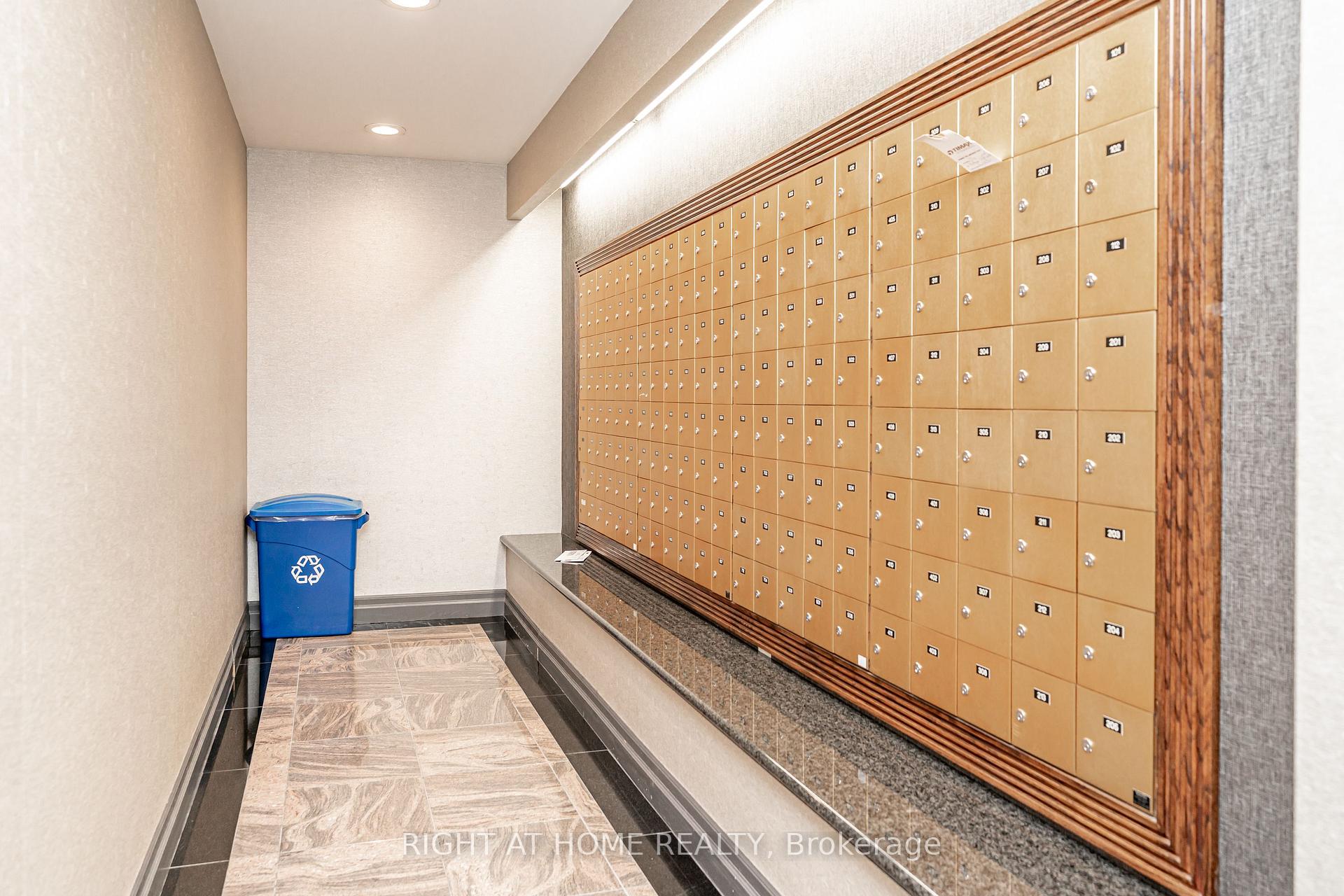 Photo 38 of Unit 1010, 23 Oneida Crescent, Richmond Hill, Langstaff — HOMEH