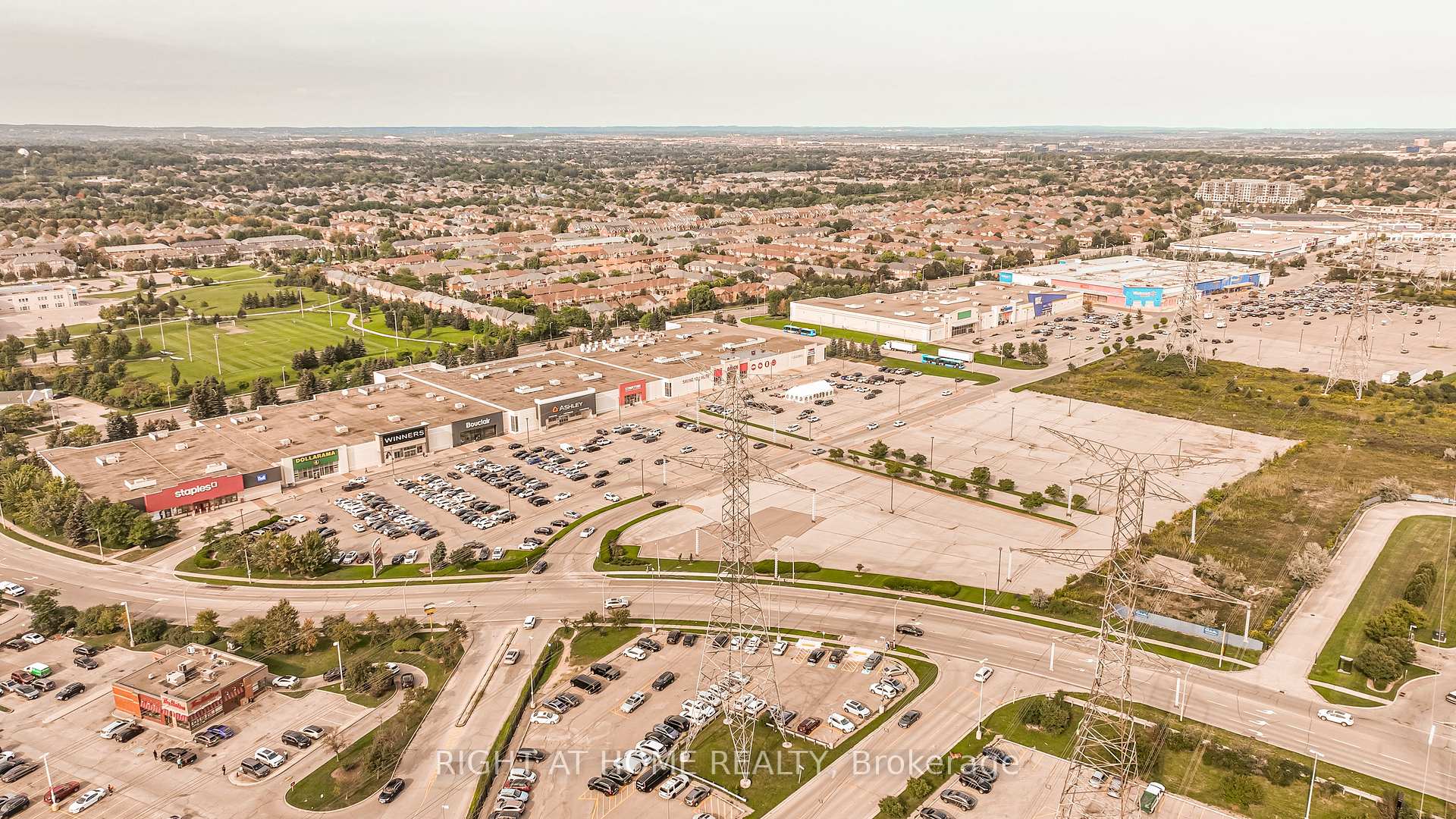 Photo 45 of Unit 1010, 23 Oneida Crescent, Richmond Hill, Langstaff — HOMEH