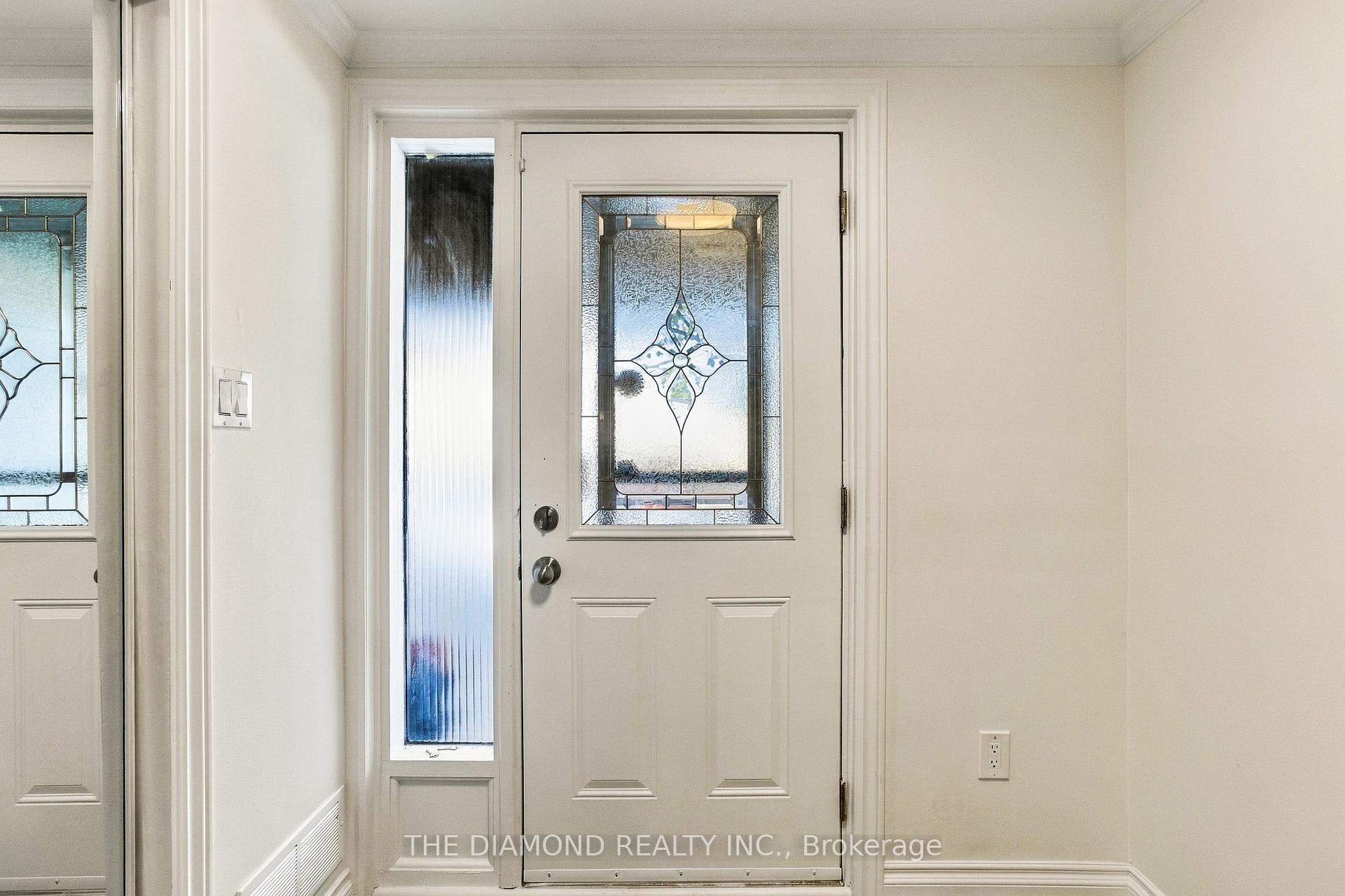 Photo 5 of Unit 96, 41 Carl Shepway, North York, Don Valley Village — HOMEH