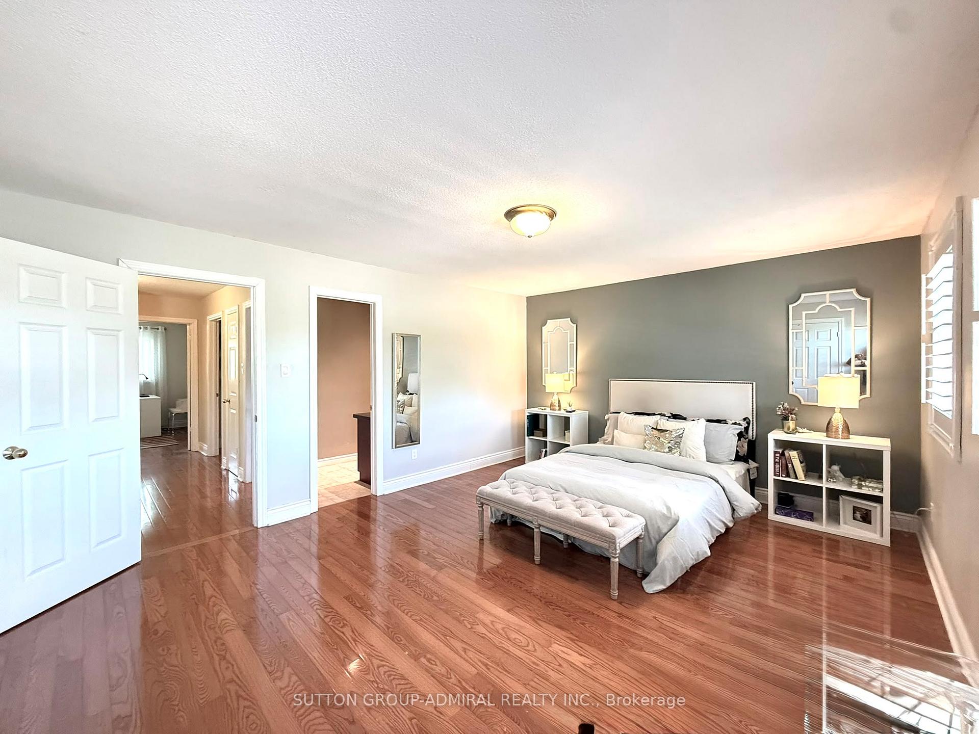 Photo 12 of 19 Backus Court, Markham, Raymerville — HOMEH
