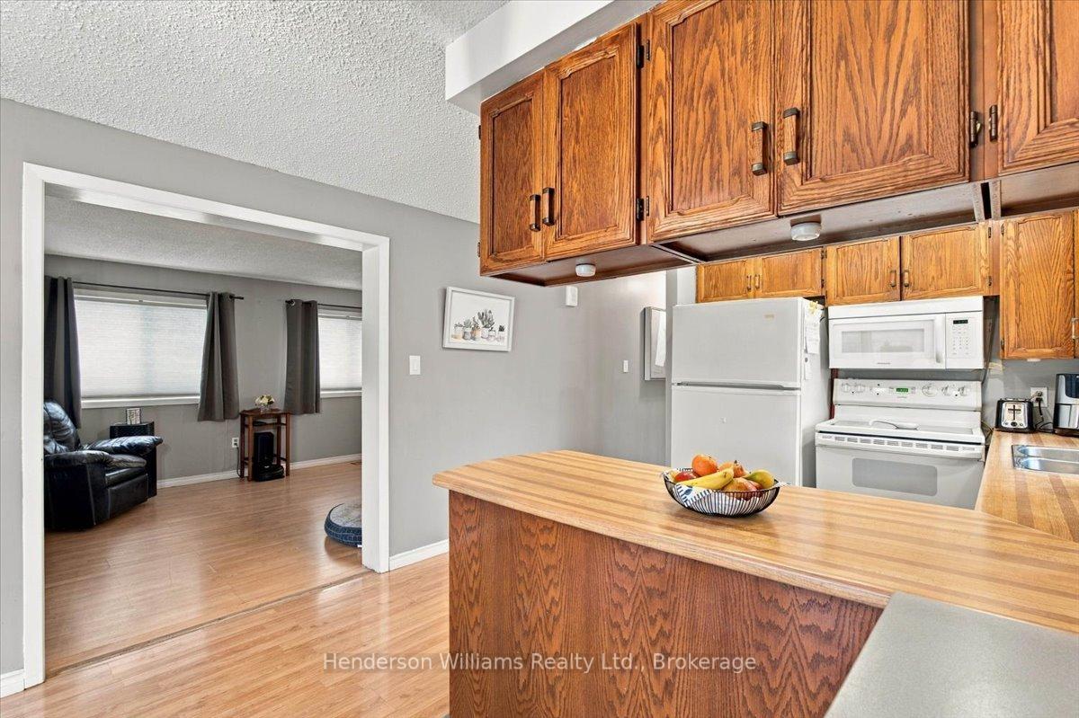 Photo 6 of 200 College Street E, Belleville, Belleville Ward — HOMEH