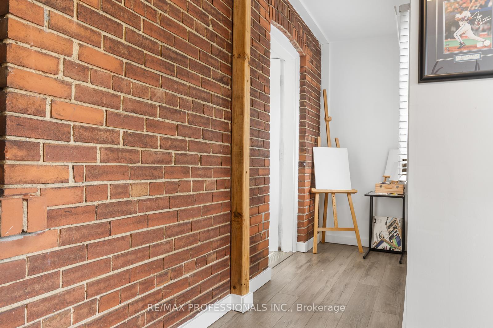 Photo 27 of 52 Third Street, Etobicoke, New Toronto — HOMEH